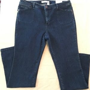 New Chico’s Platinum Denim Jeans Ultimate Fit •NWT